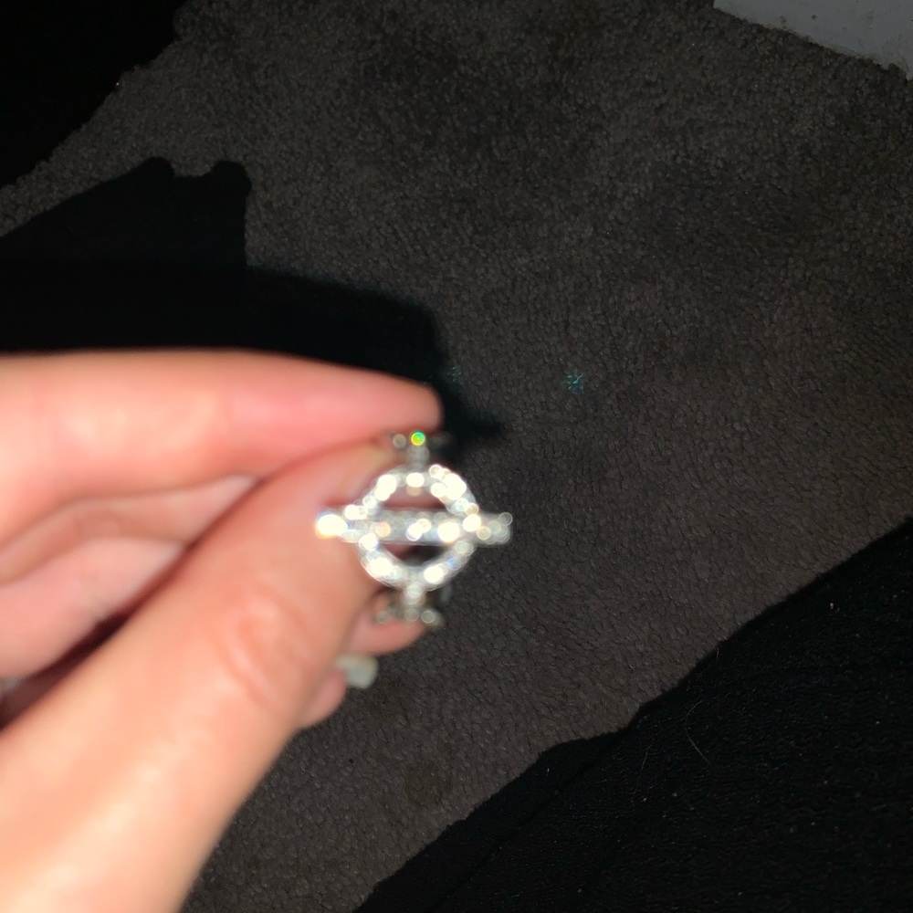 Michael Kors ring - Picture 2 of 8